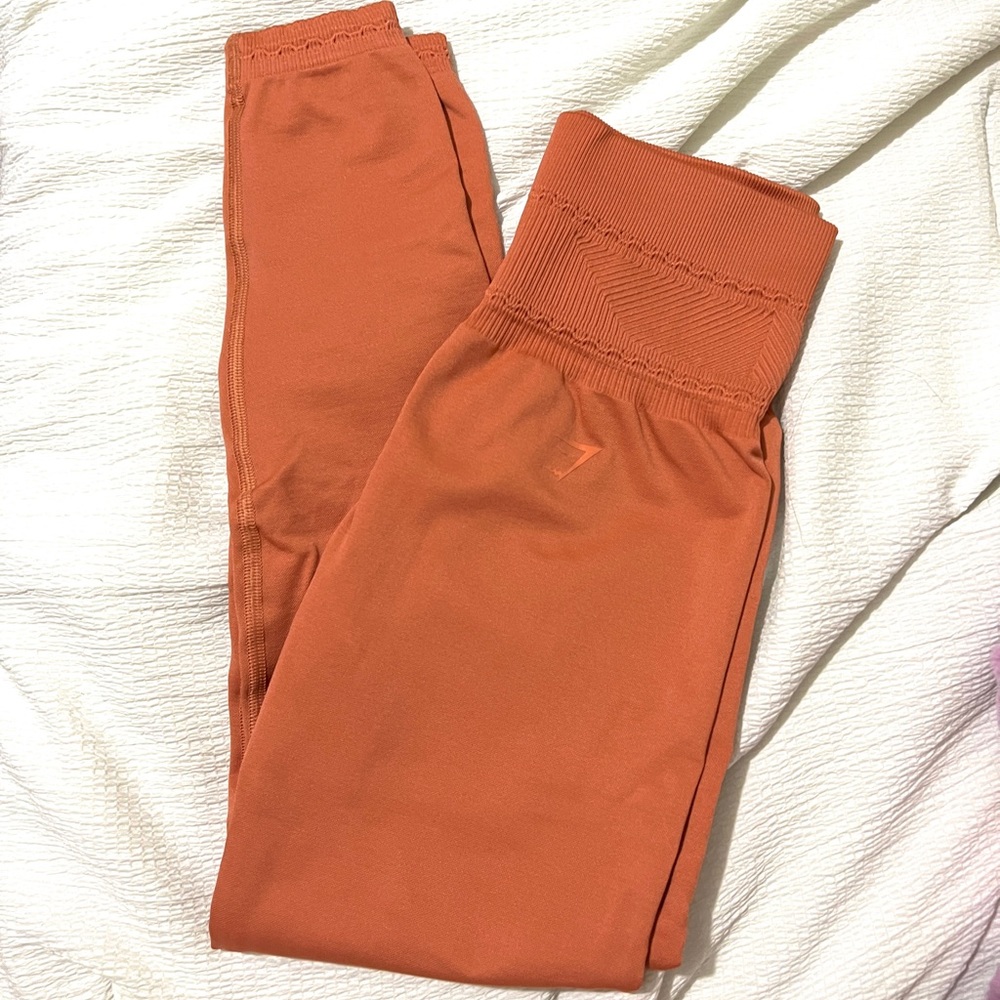 [GYMSHARK] Studio Leggings - Orange